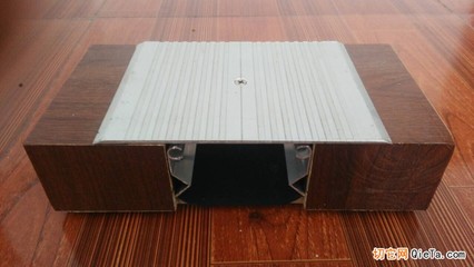 地面建筑變形縫裝置的設(shè)計(jì)與施工方法